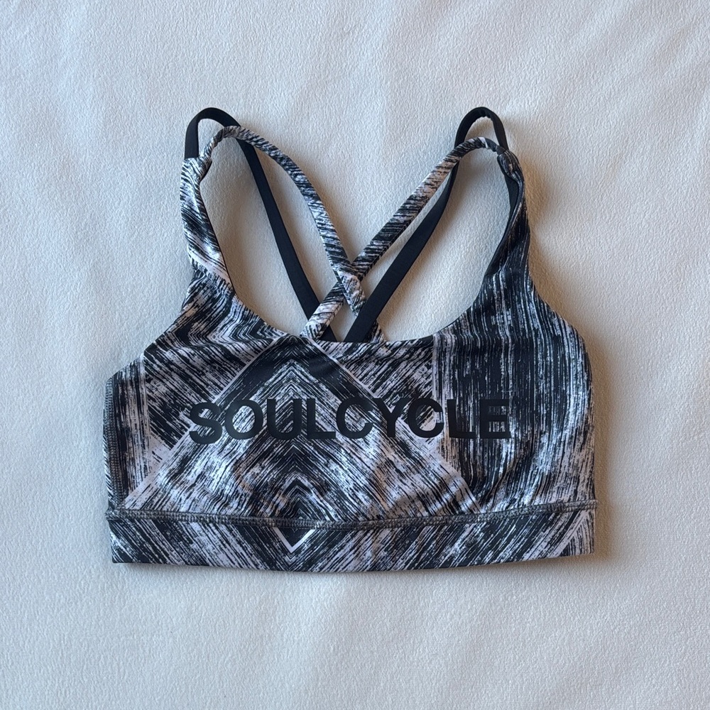 Lululemon Soul Cycle Energy Bra